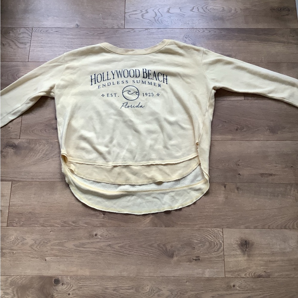 Ocean Drive Yellow Hollywood Beach: Florida Crewneck Sweatshirt Size M